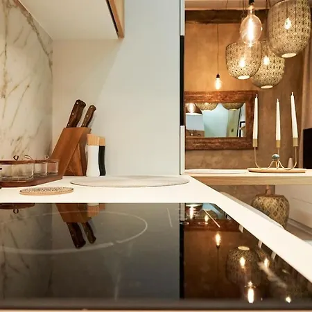 In The Center Of Next To The Apartament